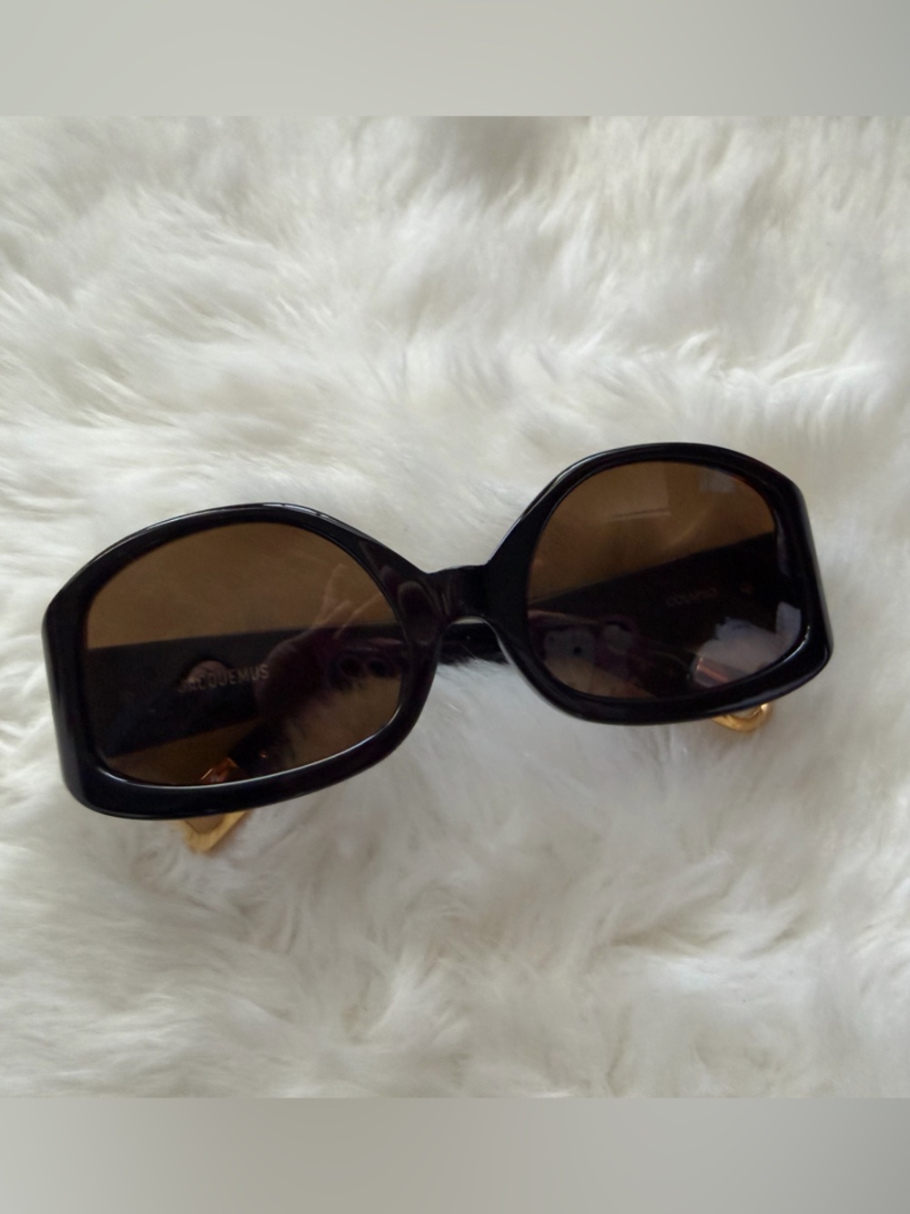 New! Jacquemus Black Frame Sunglasses with Brown Lenses - Picture 3 of 12